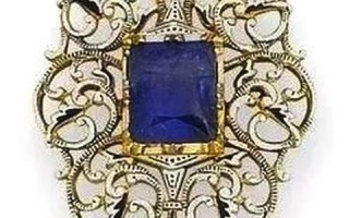 蓝宝石的寓意和象征意义是什么？（蓝宝石的寓意和象征意义）