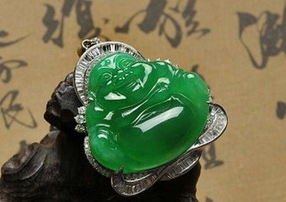 極品玻璃種，帝王綠翡翠高貴之美  第9张