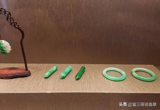 北京首都博物馆里的翡翠扳指，你知道多少？  第8张