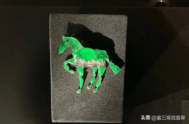 北京首都博物馆里的翡翠扳指，你知道多少？  第14张