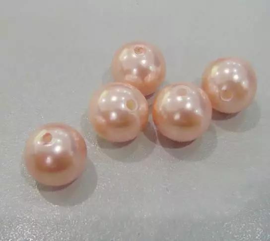 怎样鉴别市面上常见的三种仿珍珠？  第7张