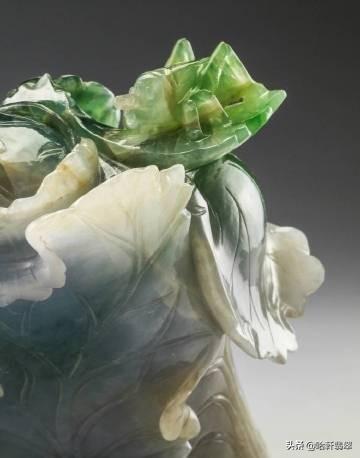 清朝玉雕技术的巅峰之作《神女翡翠白菜》，价值2亿的翡翠白菜  第9张
