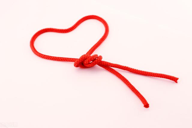 戴红绳的寓意和含义,过年戴红绳的寓意  第3张