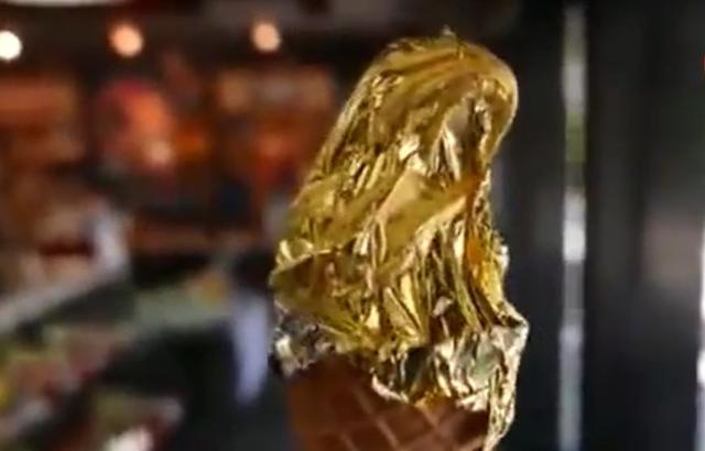 国外“24k黄金”冰淇淋，一个卖14.95美元，mei舔一口都在心疼钱「24k黄金2、24k金是什么意思24k金是什么意思」  第3张